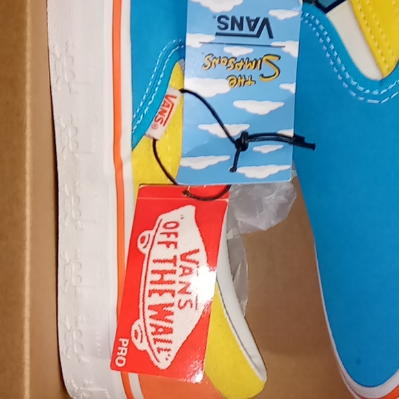 VANS x The Simpsons "BART" Slip-On Pro - Picture 2 of 5